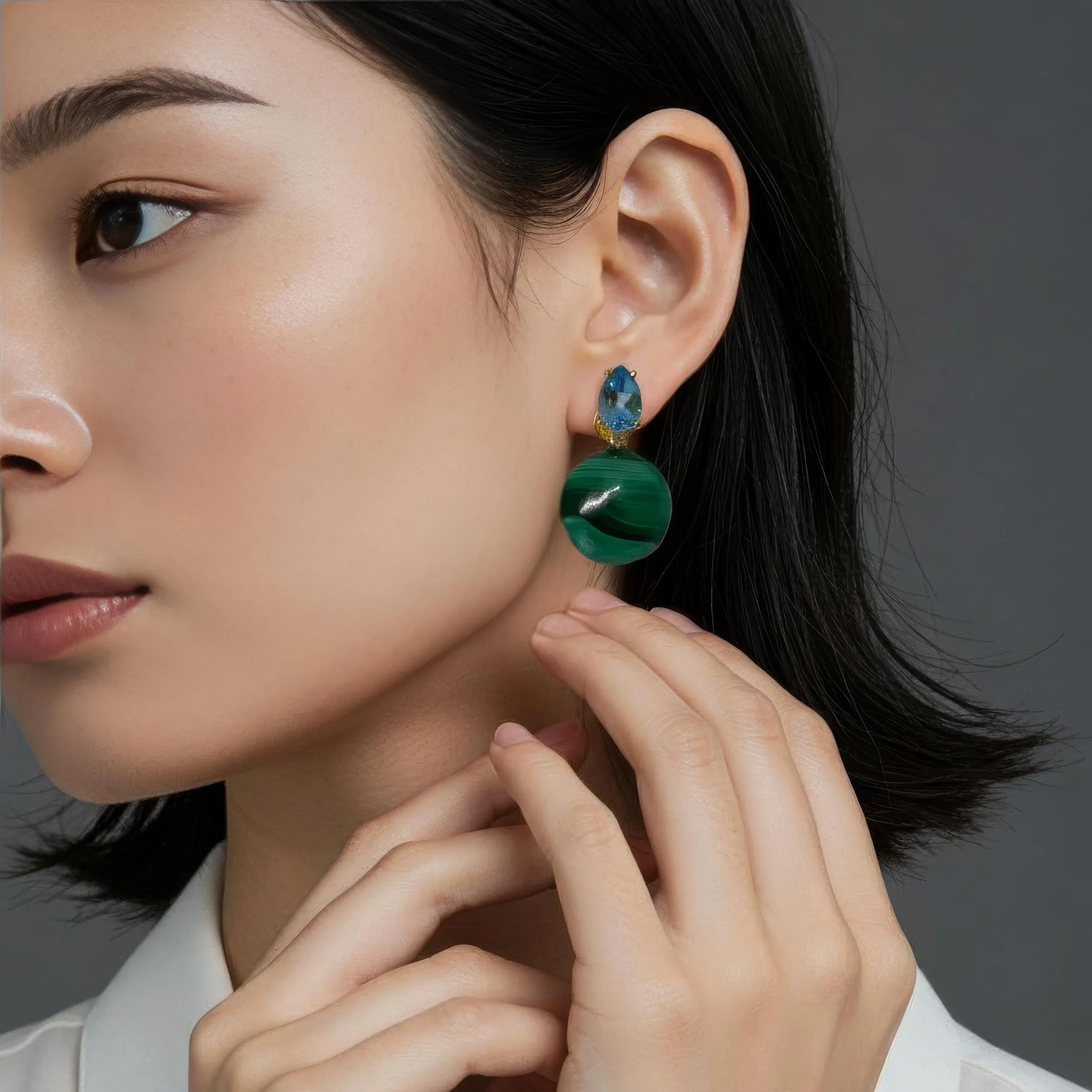 Ædelstens øreringe med London blå topas, Malachite og diamanter