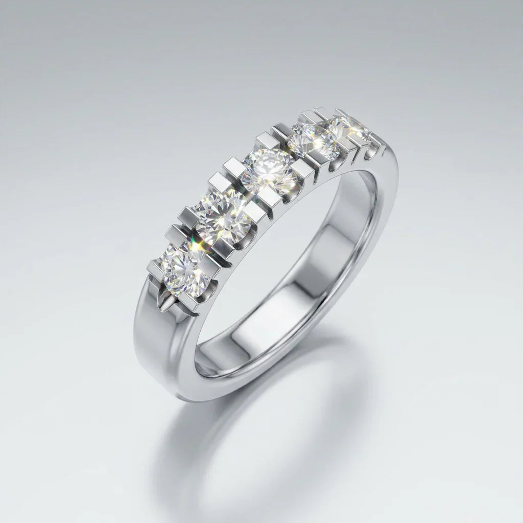Alliancering i 14kt hvidguld med 1.0 ct La grown diamanter