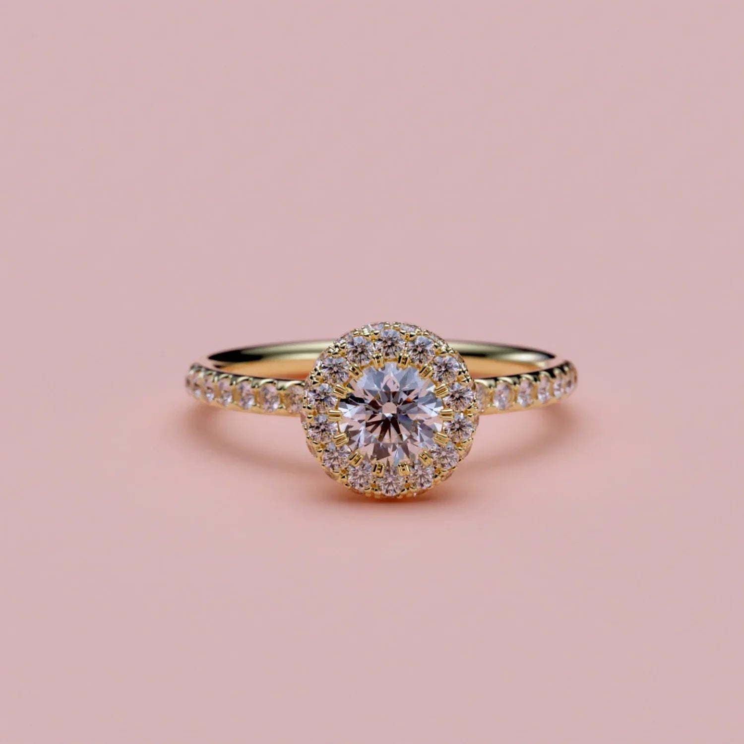 Eksklusiv Rosetring i 14 Karat Hvidguld med 0,82 ct. Brillanter