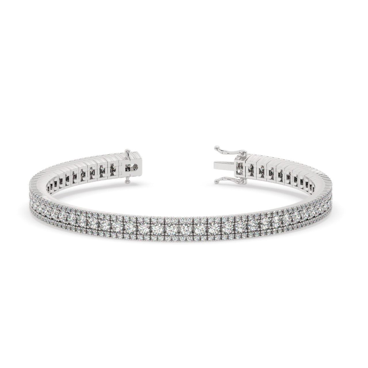 TENNISARMBÅND I 18 KT Hvidguld MED 5,50 CT. HVIDE BRILLANTER