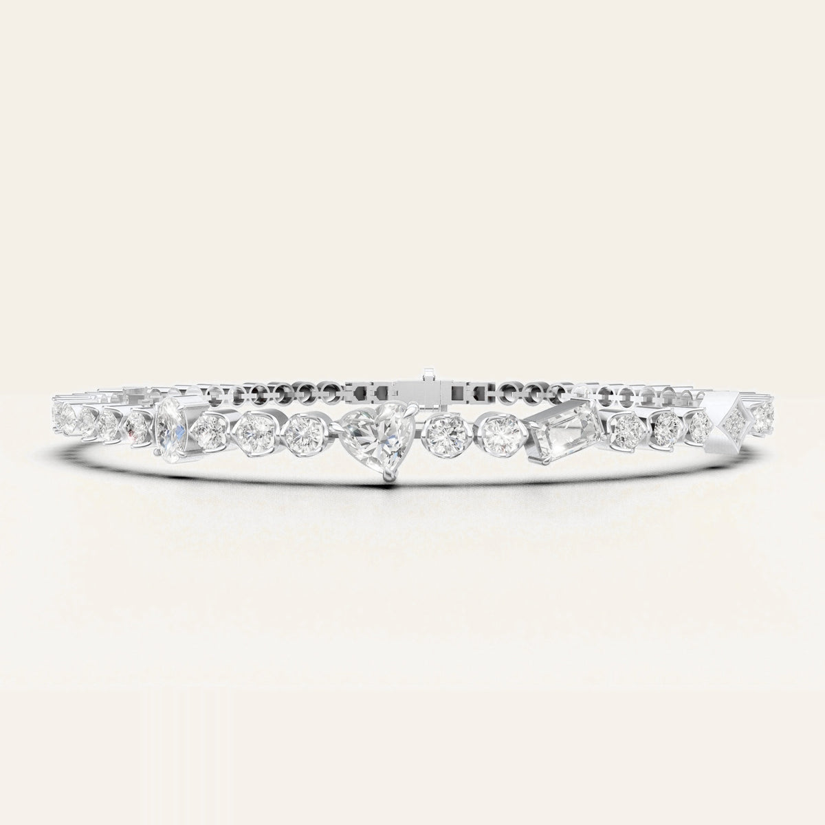 AD-BR01 Art Deco armbånd med hjerte-, oval-, emerald-, pæreformede og runde lab grown diamanter i 14 karat hvidguld