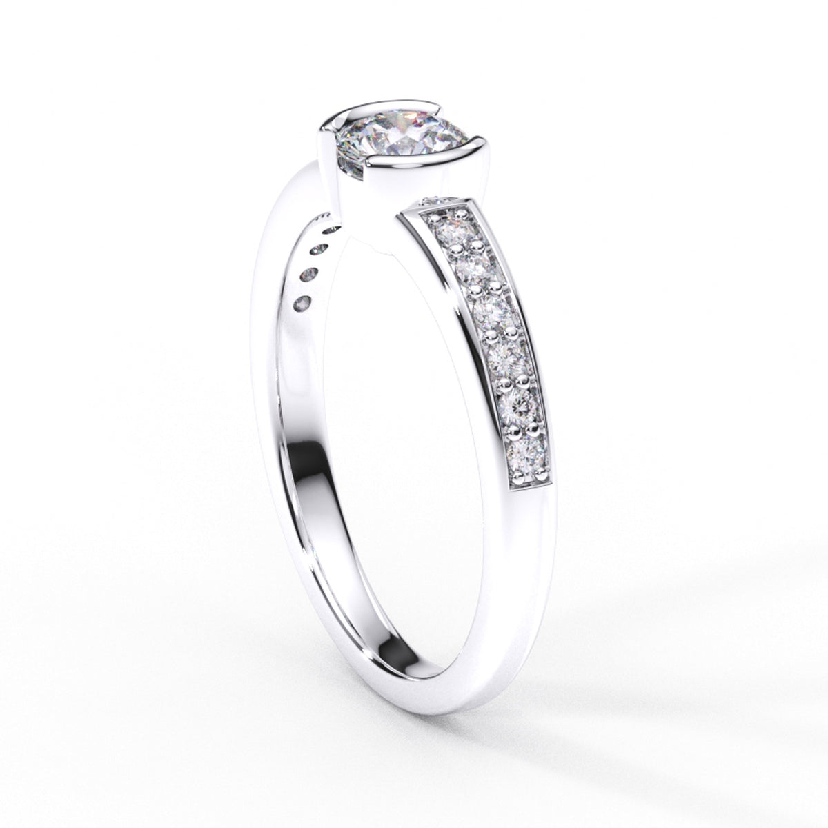 DR0219 solitairering med rund diamant og pavé-satte skuldre, perspektiv, hvidguld