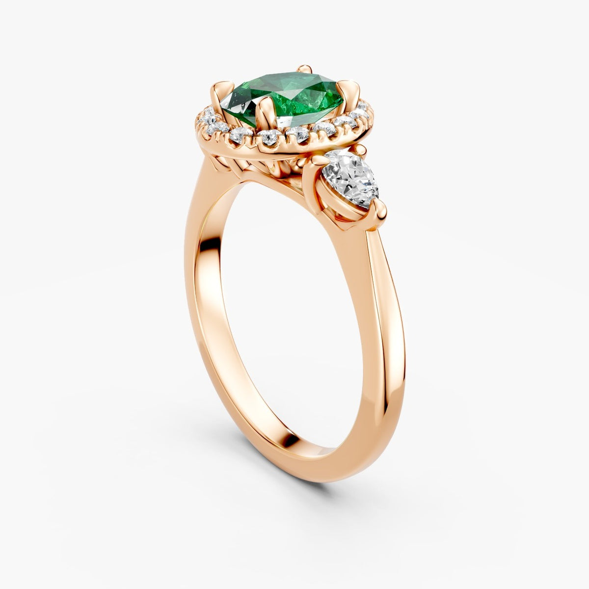 ZRT037 diamantring med grøn oval diamant og halo i 14 kt. rosaguld, perspektiv