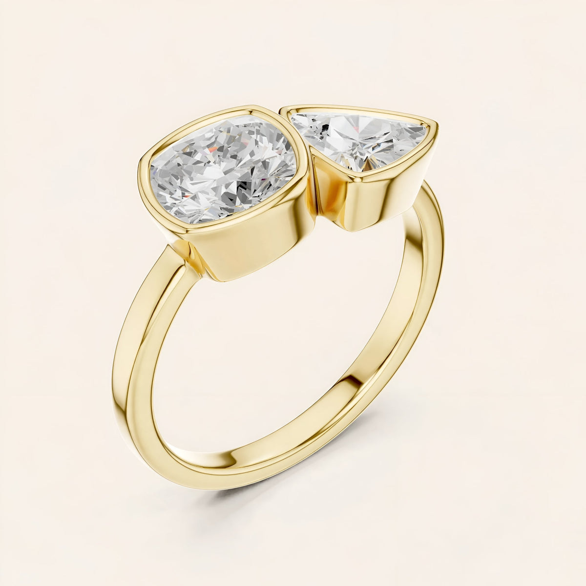 SBWR(27) Toi et Moi diamantring med cushion og trillion i 14 kt. gulguld – perspektiv