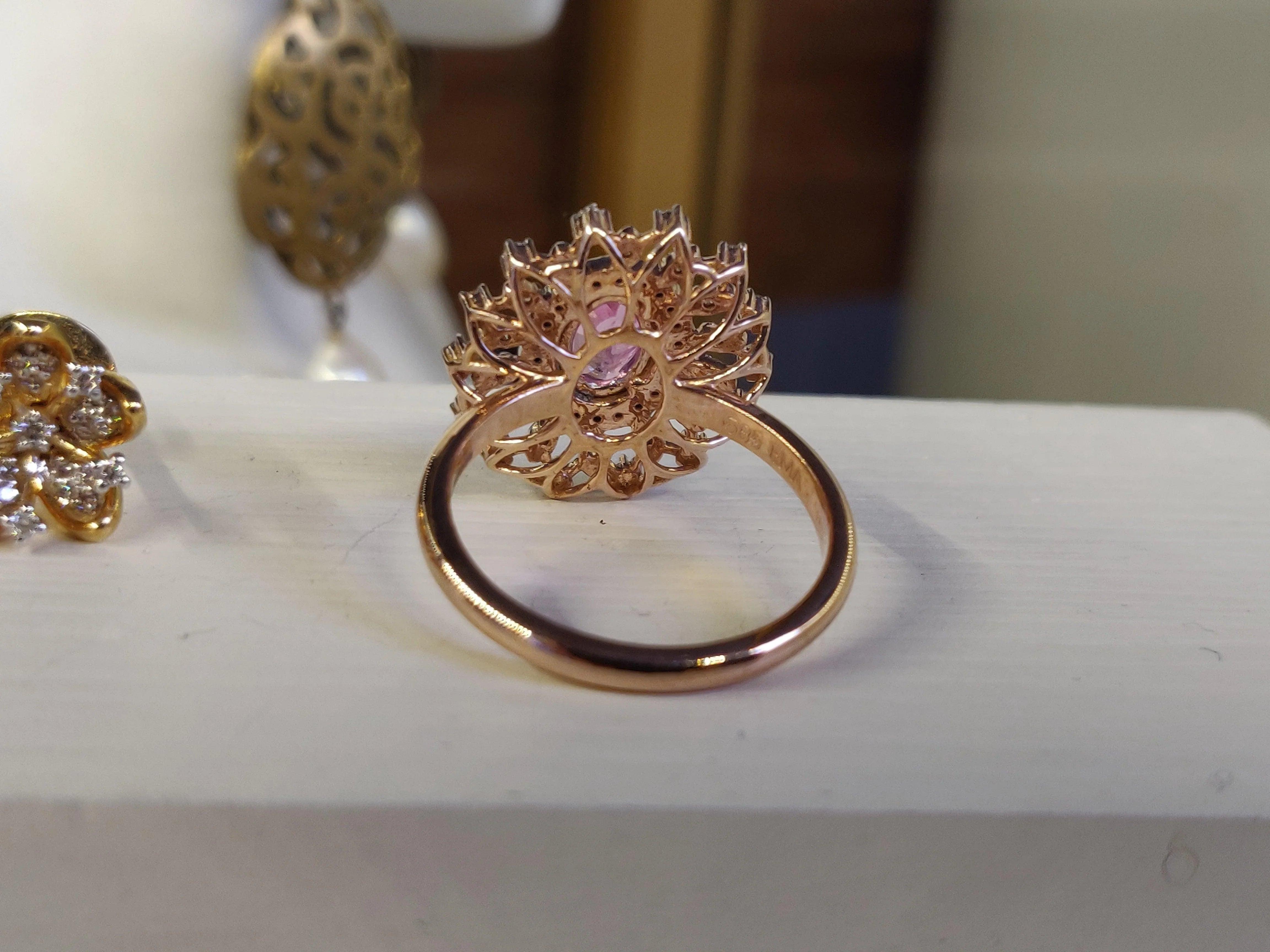 14 KT Rosaguld Ring med Pink Safir & Brillanter | MANICH