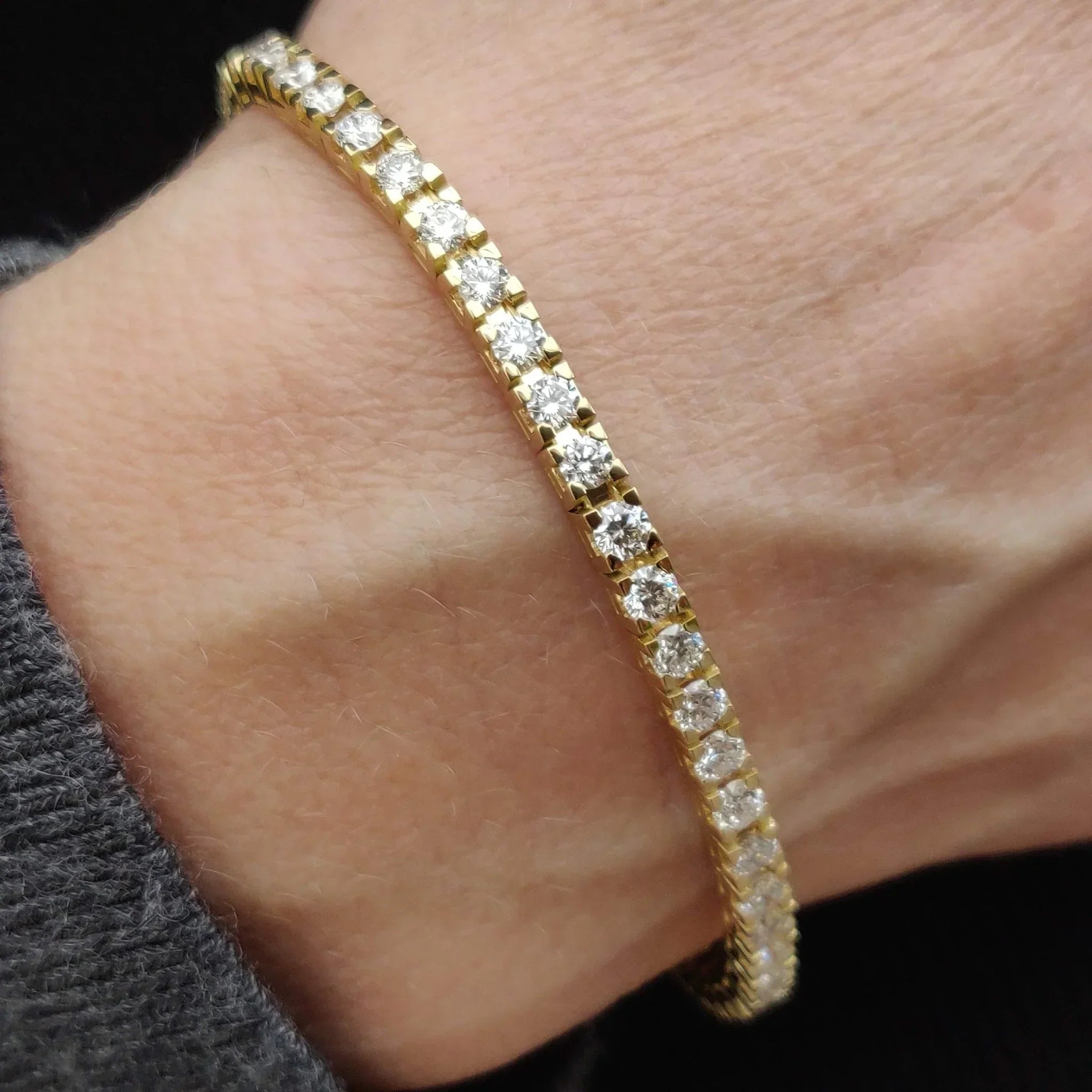 Eksklusivt Tennisarmbånd | 5.0ct Diamanter - 18K Guld