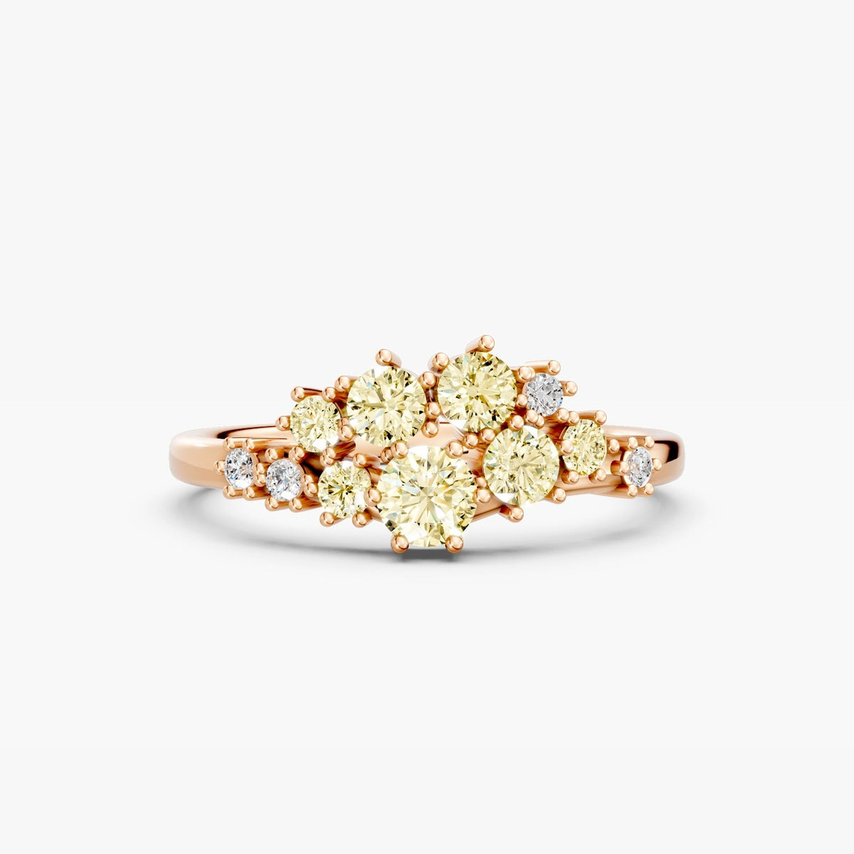 ZRGM048 klyngering i 14 kt. rosaguld med gule og hvide lab-grown diamanter set forfra