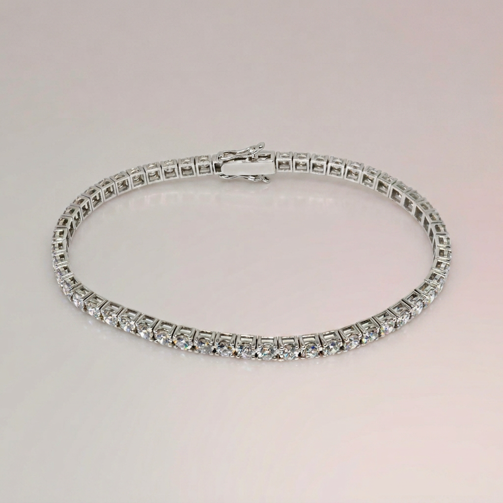 Tennisarmbånd i 14kt hvidguld 4.5 ct diamanter