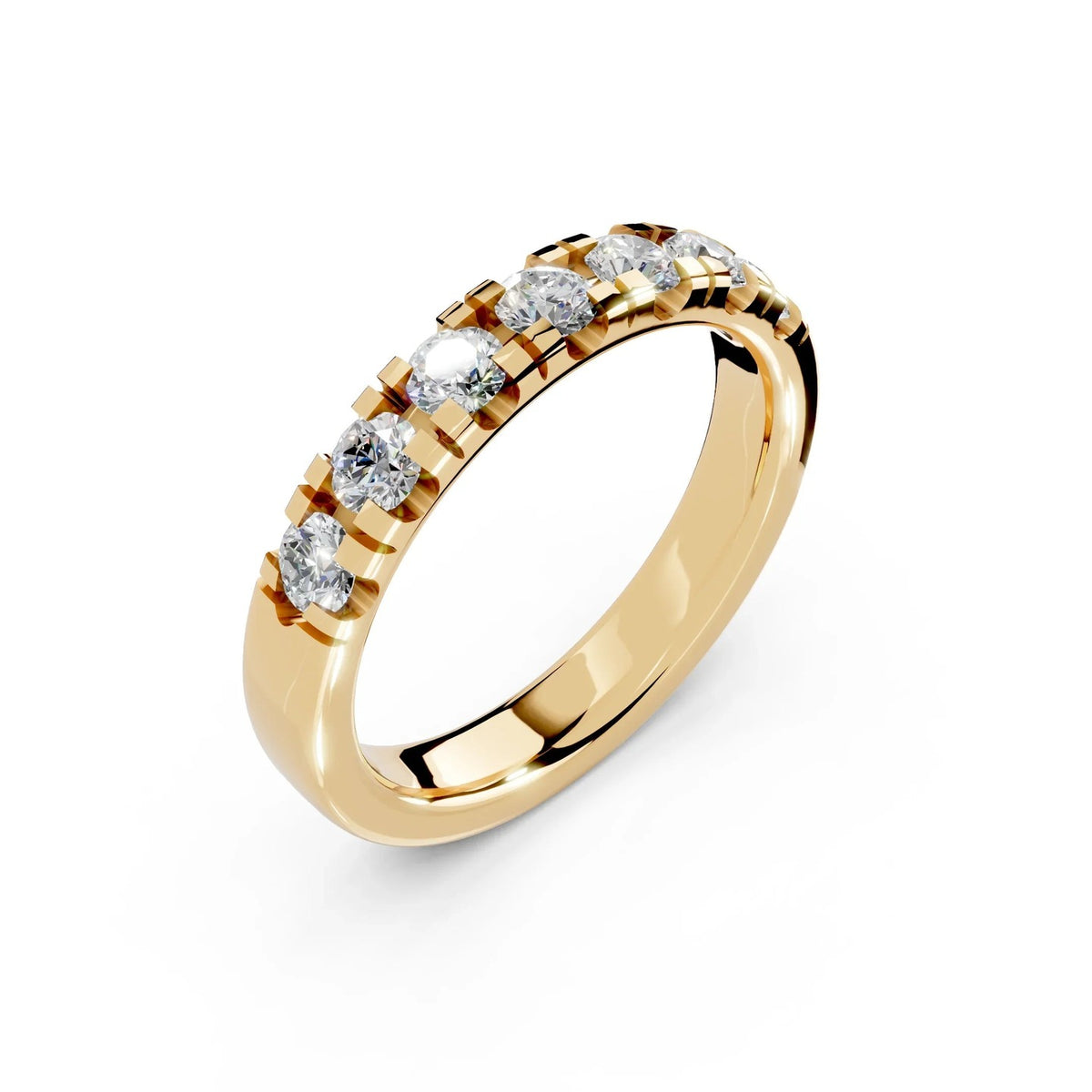 Alliancering i 14 kt gulguld med 7 brillanter, 0,70 ct E-F VVS | MANICH