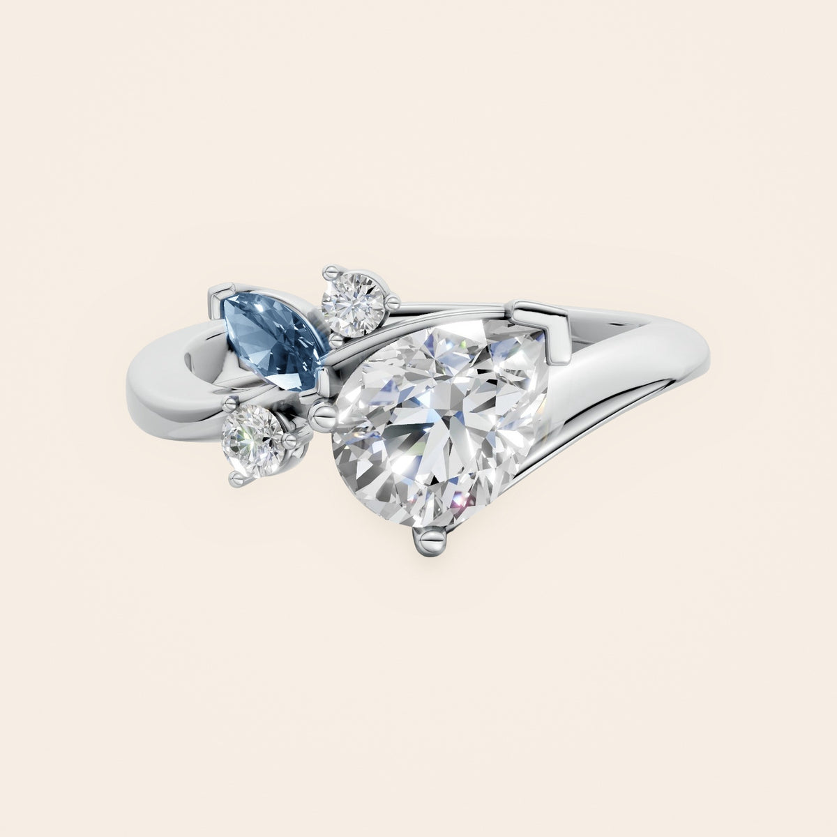 DR0332 diamantring med pæreformet diamant og blå markise i 14 kt. hvidguld, forfra