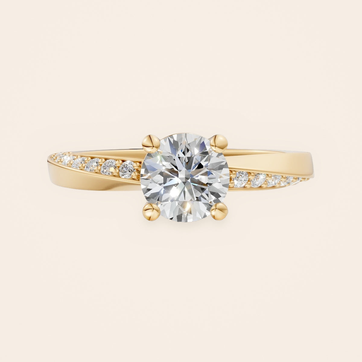 DR0383 solitaire diamantring med snoet pavé-skinne i 14 kt. gulguld – forfra