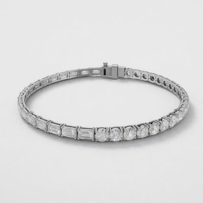 Manich Jewelry tennisarmbånd med 8,10 karat lab grown diamanter i D-F farve og VVS-VS klarhed — sat i hvidguld.