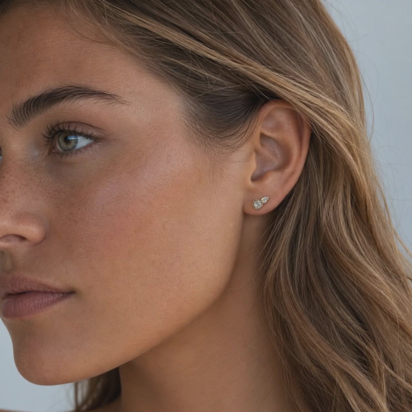 Pear Drop Vedhæng – 360° visning, lab grown diamanter, 14 karat guld