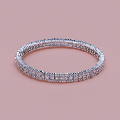 Video af tennisarmbånd i 18 kt hvidguld med 5,50 ct brillanter