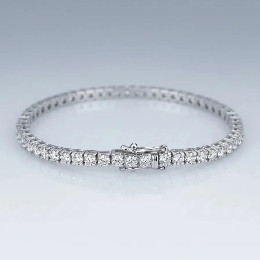 Tennisarmbånd model Classic Square med naturlige brillanter i 18 kt hvidguld – Manich Jewelry