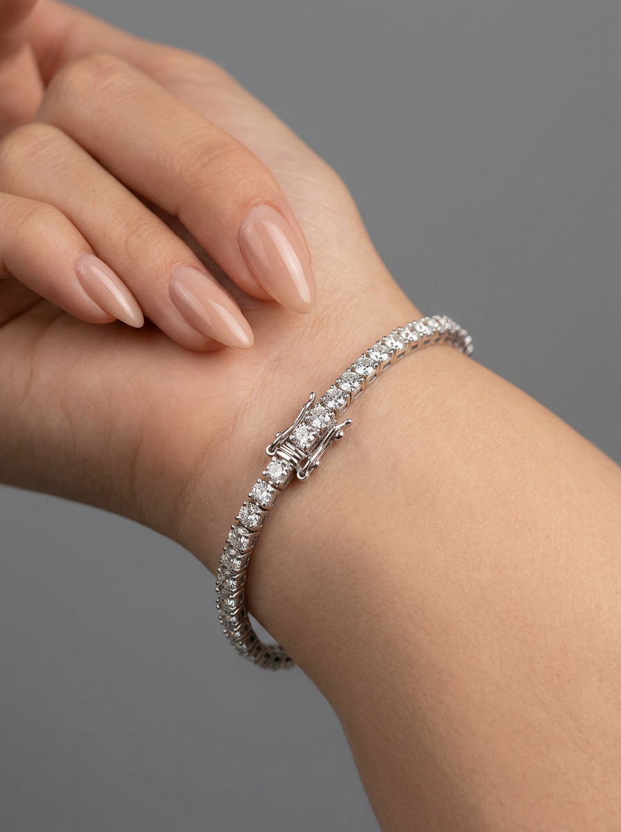 Eksklusive Tennisarmbånd i 14 Karat Hvidguld eller gulguld med Lab-grown Diamanter fra 1.0 til 18 Carat